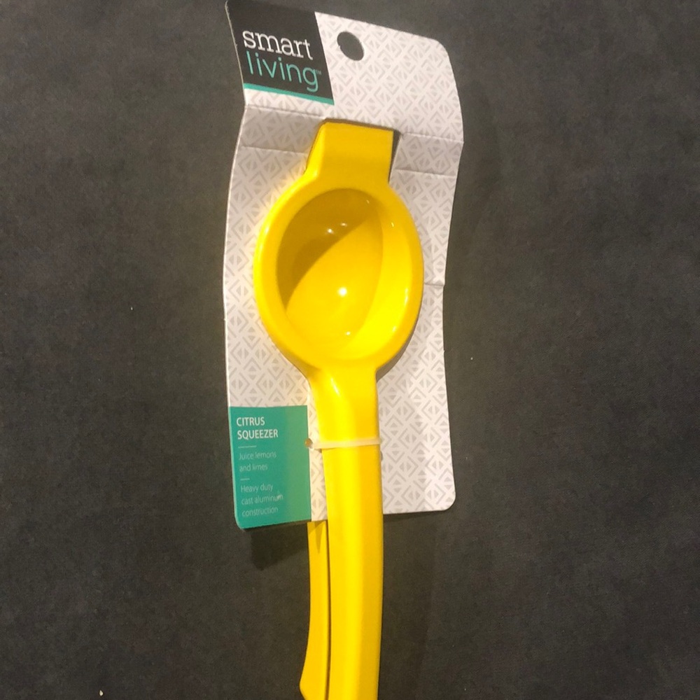 Citrus squeezer